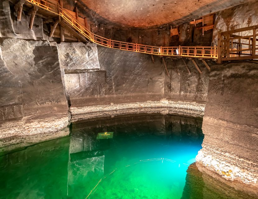 From Krakow: Guided Wieliczka Salt Mine and Chapel Tour - St. Kinga’s Chapel and the Underground Lakes