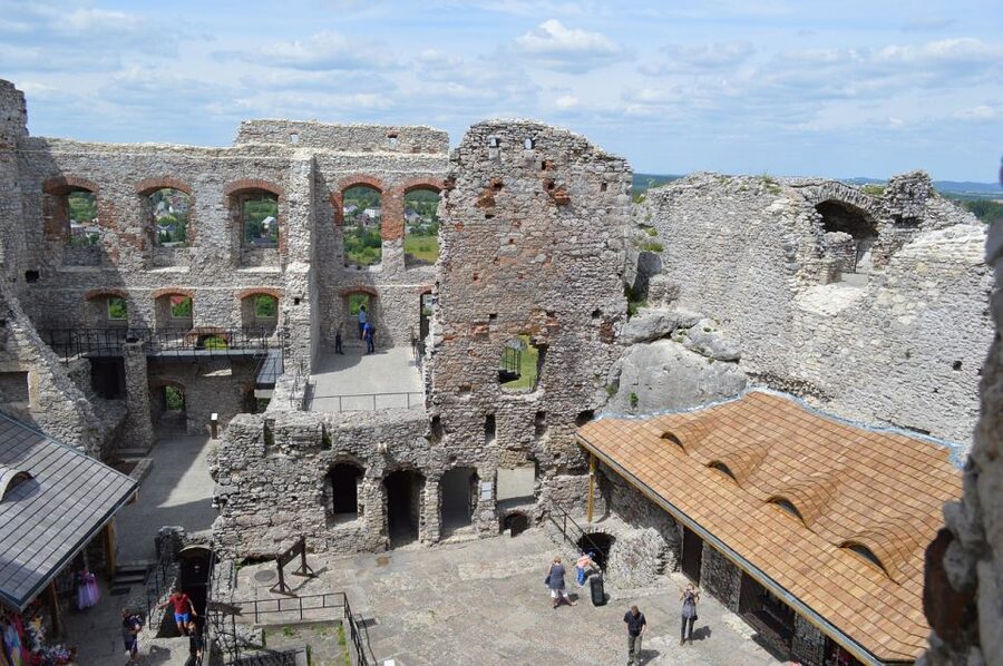 From Krakow: Ojców National Park & Ogrodzieniec Castle Tour - At a glance: what makes this day trip useful