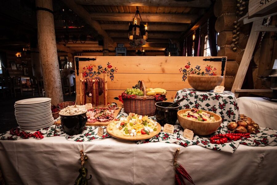 From Krakow: Polish Folk Show with All-You-Can-Eat Dinner - Key points to know before booking