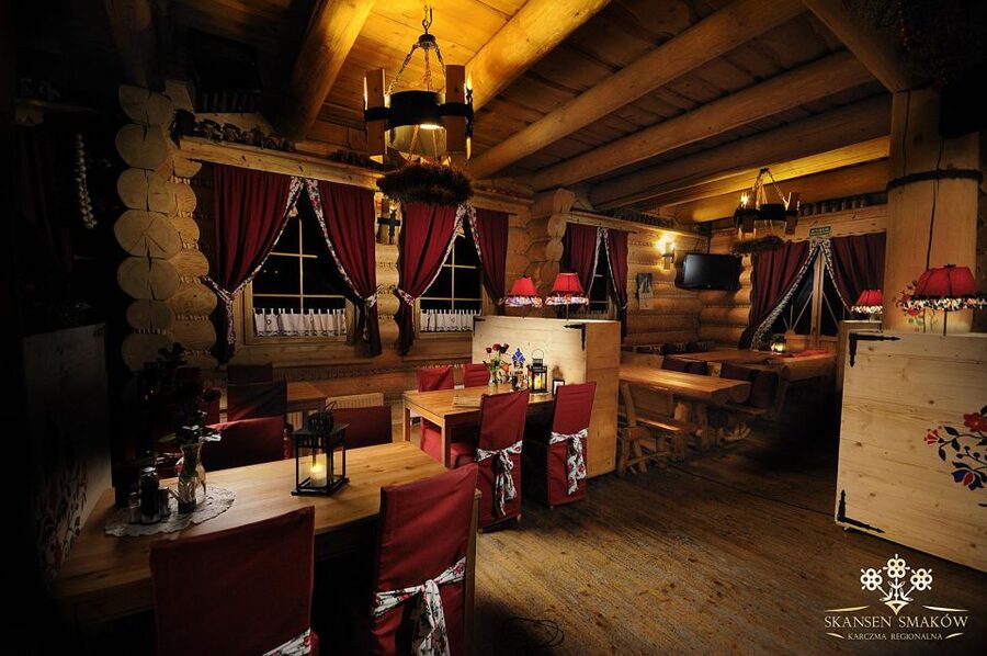 From Krakow: Polish Folk Show with All-You-Can-Eat Dinner - Who will enjoy this evening most