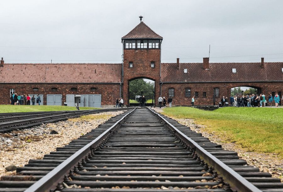 From Krakow: Roundtrip Transportation to Auschwitz Birkenau - Auschwitz I: museum buildings and a serious visit