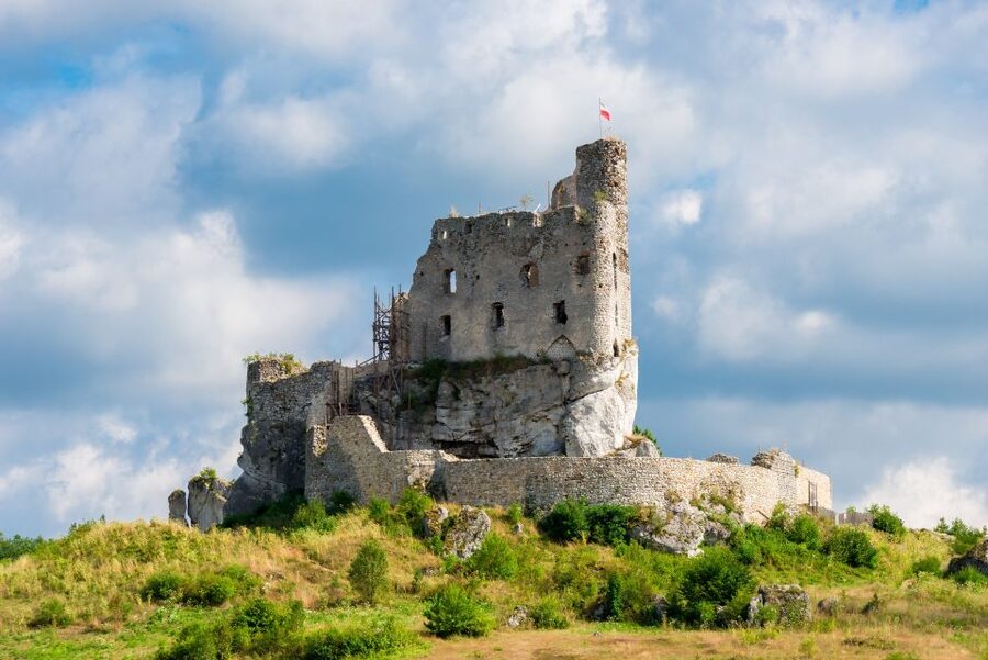 From Krakow: Trail of the Eagles’ Nests Day Tour - Ojców National Park and Pieskowa Skała
