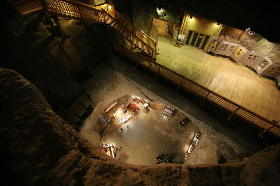 From Krakow: Wieliczka Salt Mine Guided Tour - St. Kinga’s Chapel is worth the stairs