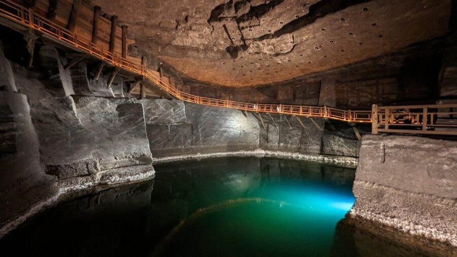 From Krakow: Wieliczka Salt Mine Guided Tour & Transfer - Key points at a glance