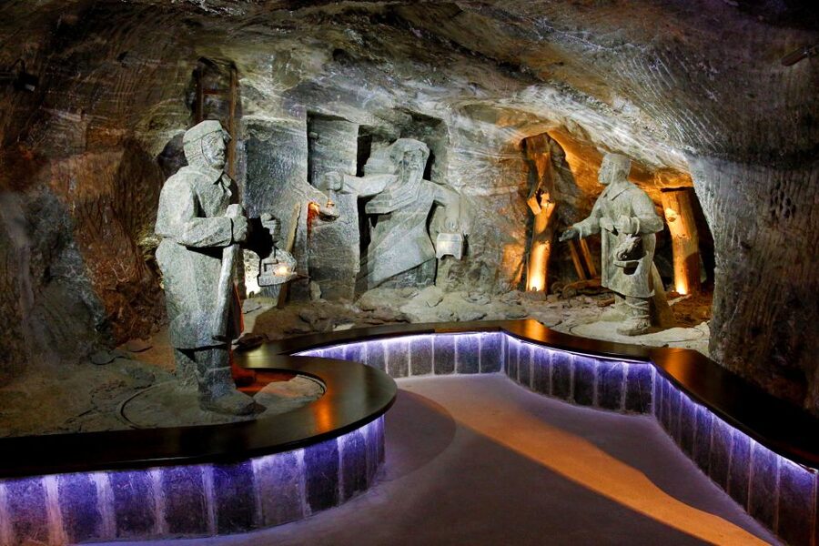 From Krakow: Wieliczka Salt Mine Tour with Guide - The Krakow transfer keeps the outing simple