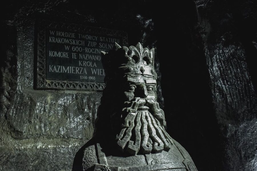 From Krakow: Wieliczka Salt Mine Tour with Hotel Pickup - The first 378 stairs down to Level 1