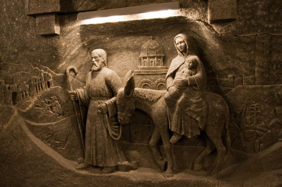 From Krakow: Wieliczka Salt Mine Tourist Route - St Kinga’s Chapel, the route’s grand highlight