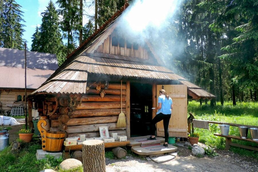 From Krakow: Zakopane Tour with Gubalowka Funicular & Museum - The Krakow pickup and the long ride south