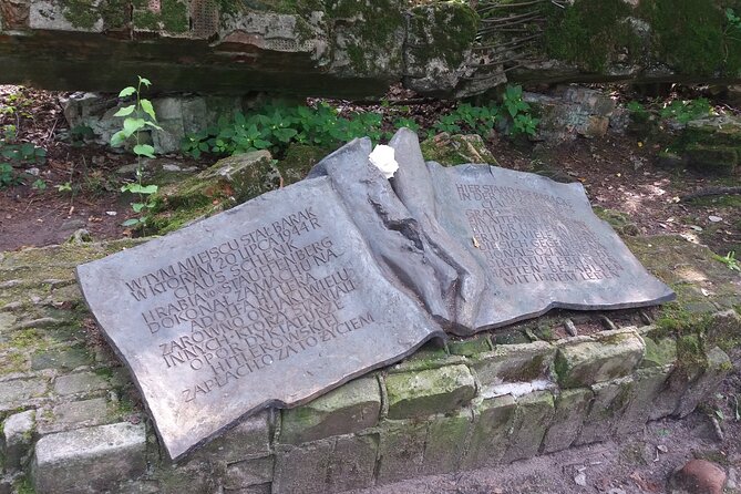 From Warsaw day tour to Wolf's Lair, Hitler's HQ by car - The 8:00 am pickup from Warsaw