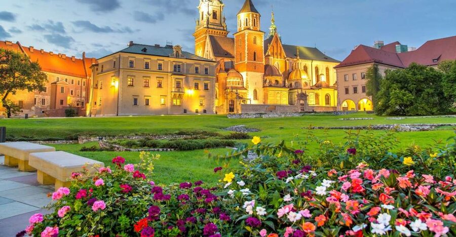 From Warsaw: Krakow Sightseeing Tour by Express Train - St. Florian’s Gate and the old city wall