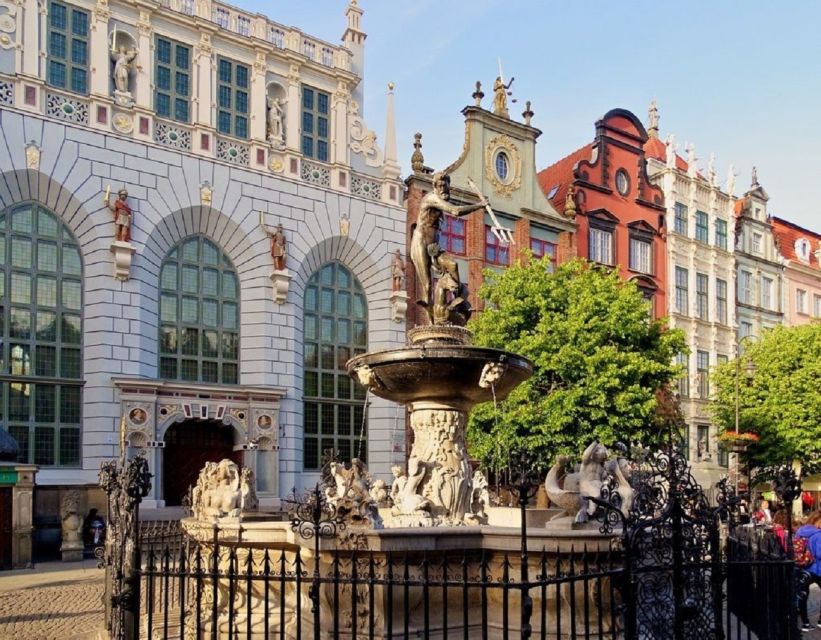 From Warsaw: Tour to Malbork Castle and Gdansk or Sopot - Should you book it?