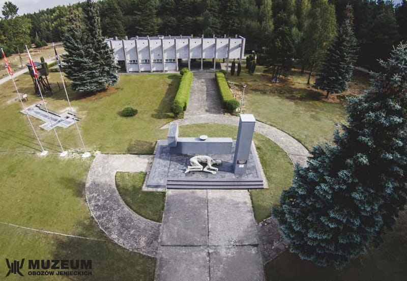 From Wrocław: Stalag Luft 3 Great Escape Tour - The museum: small in size, strong in detail
