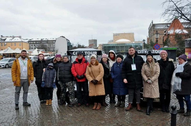 GDANSK City Tour by Golf Cart Live Guide & Sightseeing 90min - Who should choose this tour