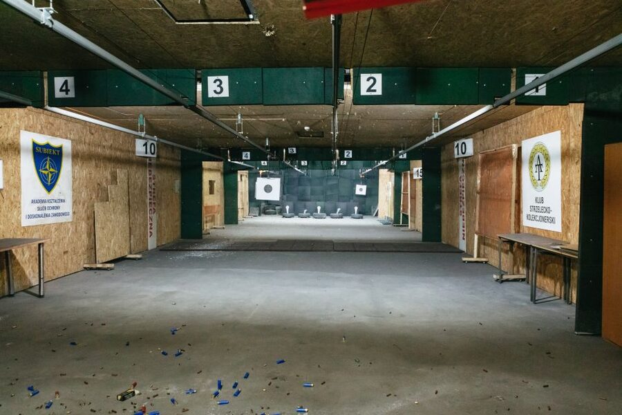 Gdańsk: Extreme Gun Shooting Experience with Transfers - What the actual shooting feels like