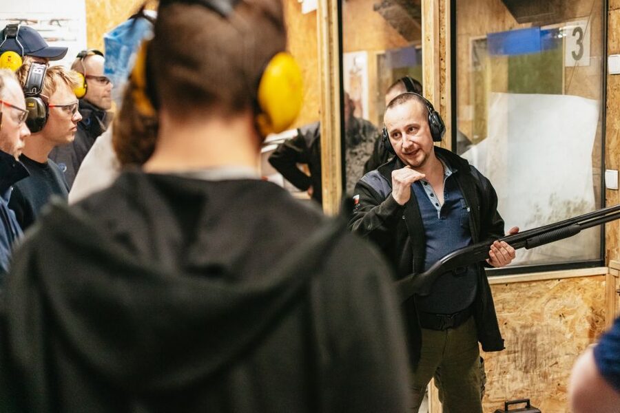 Gdańsk: Extreme Gun Shooting Experience with Transfers - Is $58 a good value?