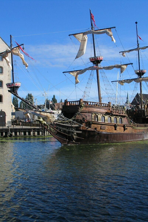Gdansk: Guided Round-Trip Cruise to Westerplatte - Seating, weather, and sound