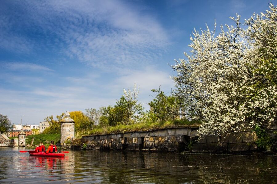 Gdańsk: Islands and Canals Private Kayak Tour - Practical Tips for a Dry, Comfortable Paddle