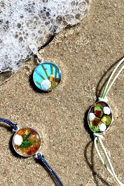 Gdansk: Jewelry Making Workshop with Amber - The instructor’s role and the pace of the activity