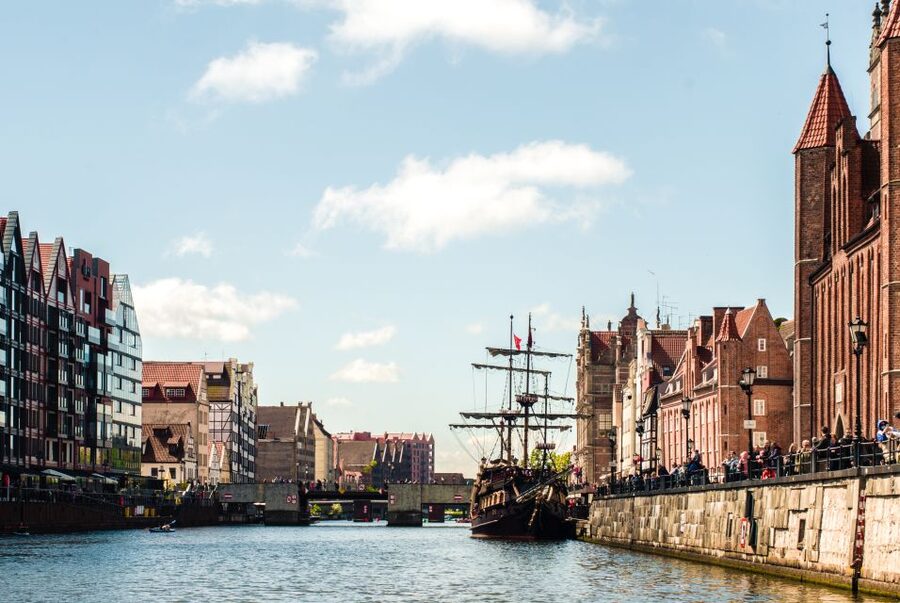 Gdańsk: Motlawa River Yacht Cruise - Seeing Gdańsk from the Motława River