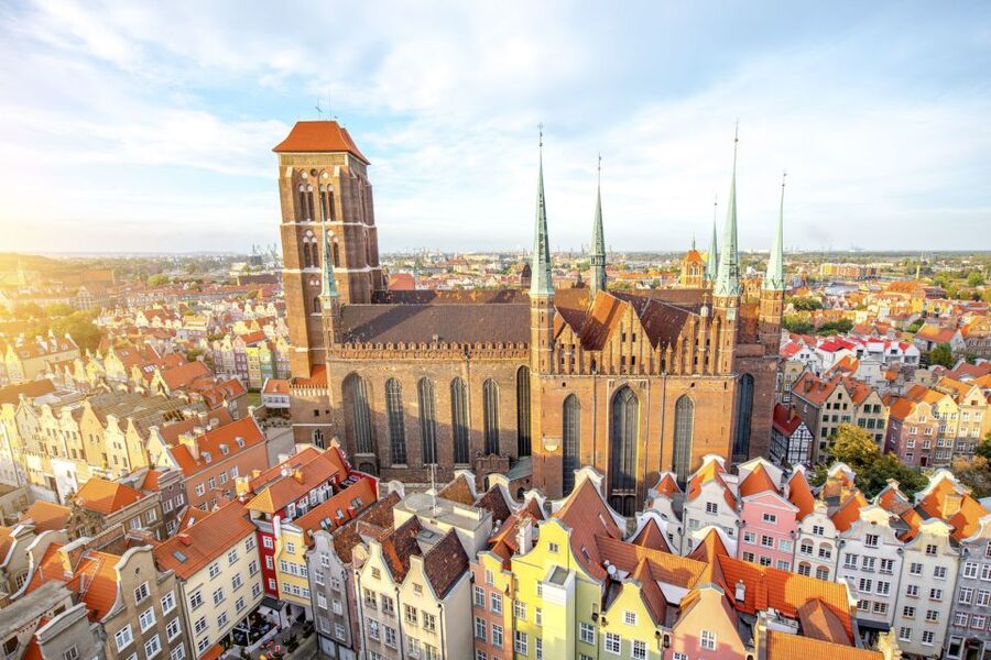 Gdańsk: Old Town Private Walking Tour with Legends and Facts - Green Gate and the Motława River