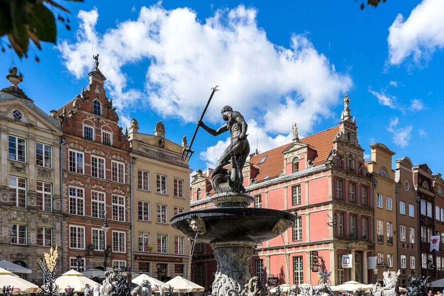 Gdańsk: Old Town Private Walking Tour with Legends and Facts - St. Bridget’s Church and the amber altar