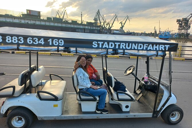 Gdansk: Private City Sightseeing Tour by Buggy/Cart LIVE GUIDED - Gates, theater, and the old defensive edge