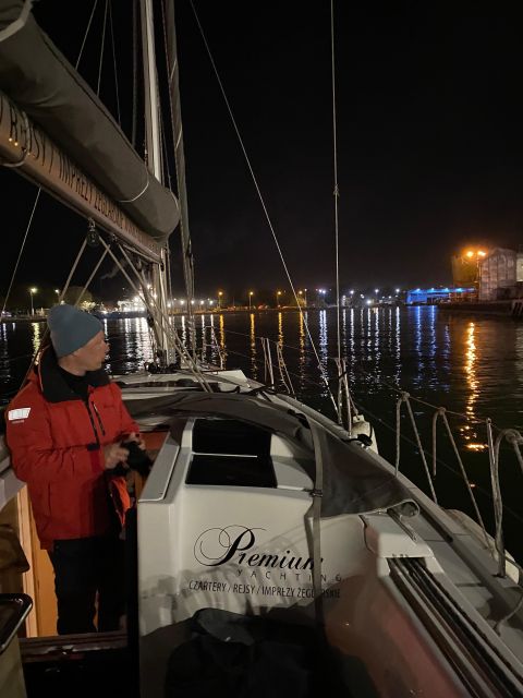 Gdansk: Scenic Evening Yacht Cruise with Welcome Drink - Why seeing Gdańsk from the water changes the city