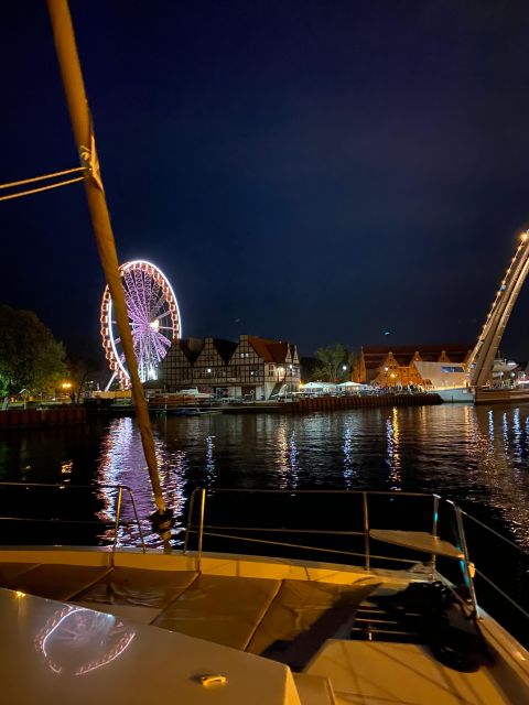 Gdansk: Scenic Evening Yacht Cruise with Welcome Drink - Boarding beside the Motława at Wartka Street