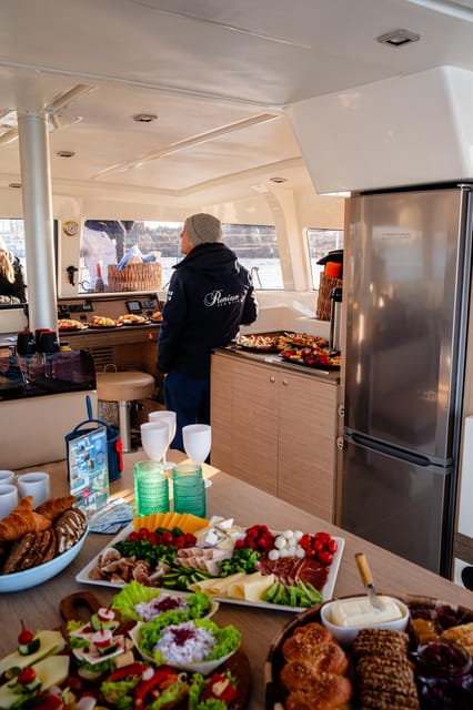 Gdansk/Sopot: Breakfast Cruise on a Catamaran - How comfortable is the catamaran?