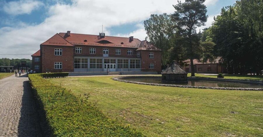 Gdansk: Stutthof Concentration Camp Regular Tour - Meeting the English-speaking museum guide