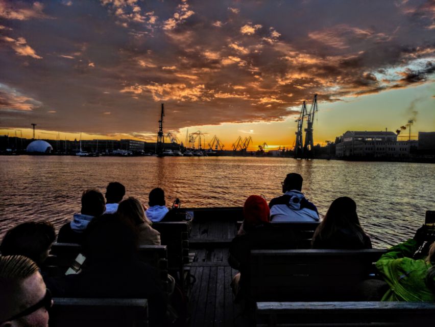 Gdańsk: Sunset Cruise on a Historic Polish Boat - Should you book the historic boat cruise?