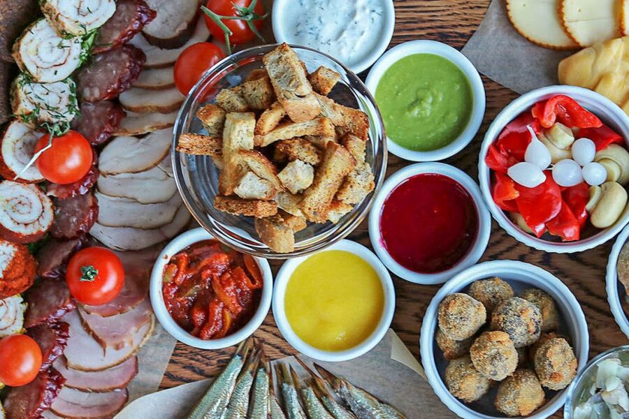 Gdansk: Traditional Polish Food Private Tour - Who should book this Gdansk food tour?