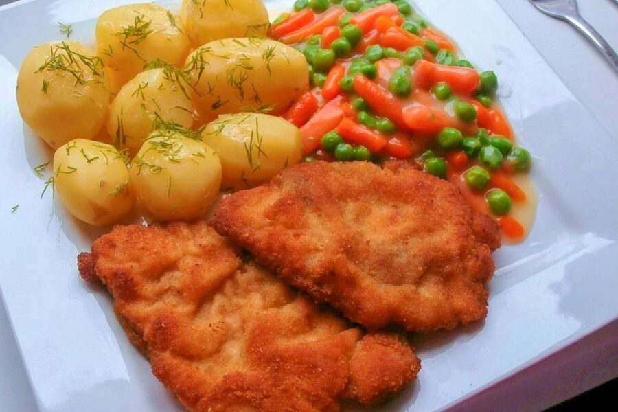 Gdansk: Traditional Polish Food Private Tour - Timing, meeting points, and access