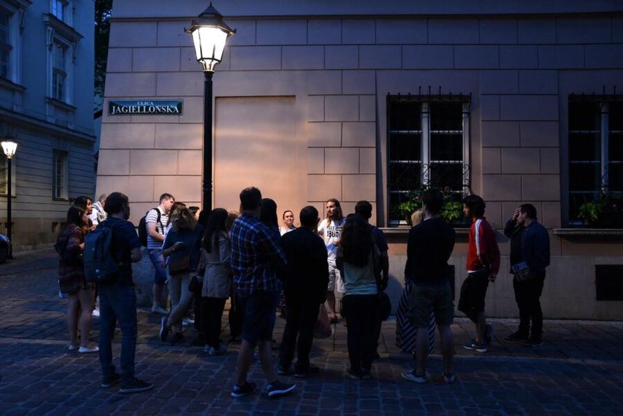 Ghosts & Crimes: Macabre Kraków Walking Tour in English - How Much Walking and Time You Really Get
