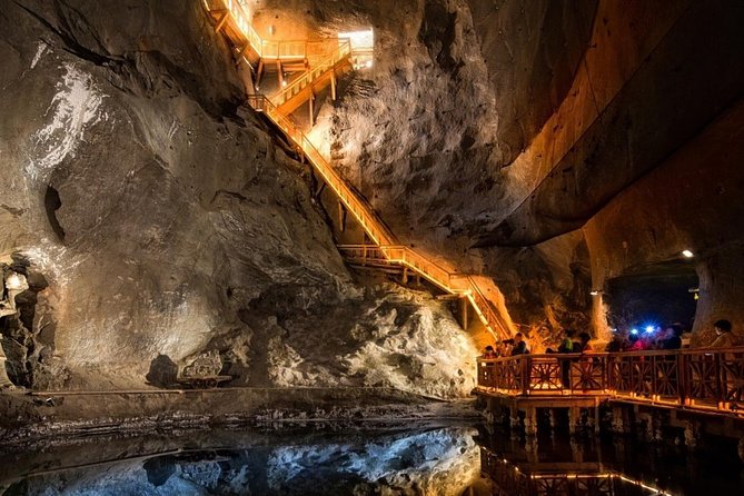 Guided Salt Mine Wieliczka tour from Krakow - Entering the mine and starting the staircase descent