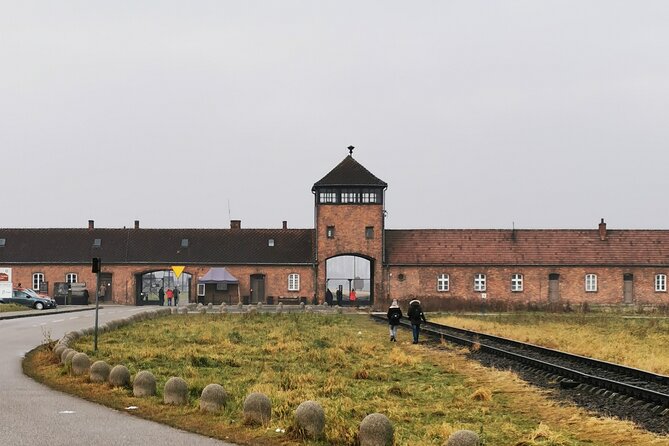 Guided Tour from Krakow to Auschwitz Birkenau with hotel pick up - Pickup from Krakow and the ride to Oświęcim