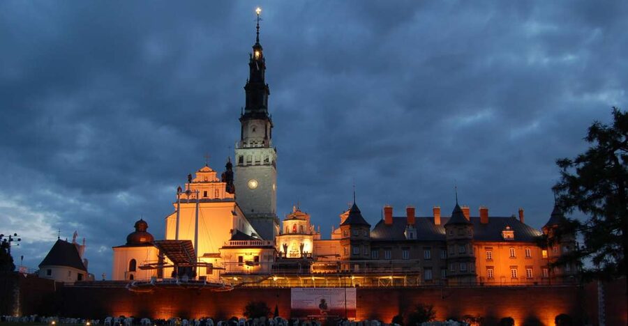Half-Day Czestochowa Black Madonna Tour from Krakow - The Eight-Hour Journey From Krakow