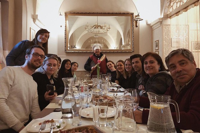 Half-Day Polish Food Walking Tour with Guide and Dinner - Who should book this experience