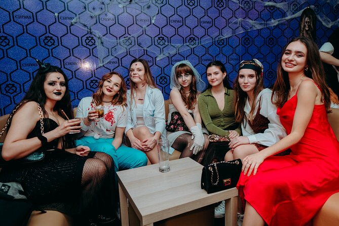 Halloween Pub Crawl - Krawl Through Krakow - Four Music Club: the night shifts toward dancing