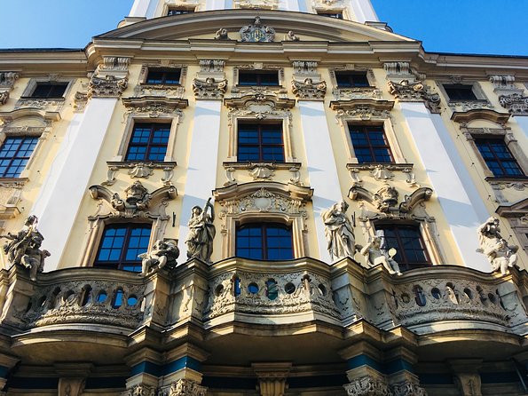 Highlights of Wroclaw Private Tour with one Entrance - Climbing the Cathedral of St. John the Baptist