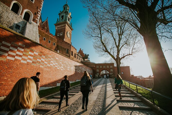 Historic Krakow : Old Town & Wawel Castle Walking tour - Pace, clothing, and group size