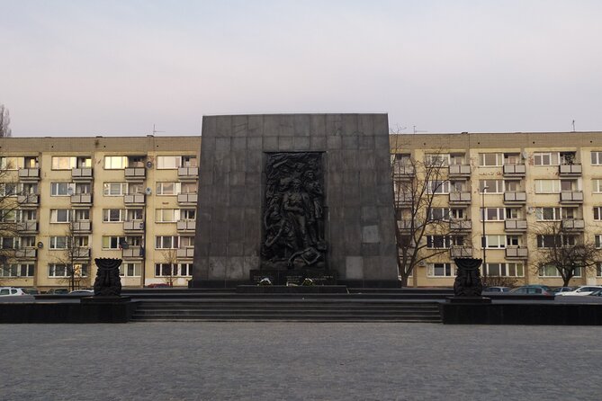 Historical Walking Tour of Jewish Warsaw - Starting at Sienna 53 and finding your bearings