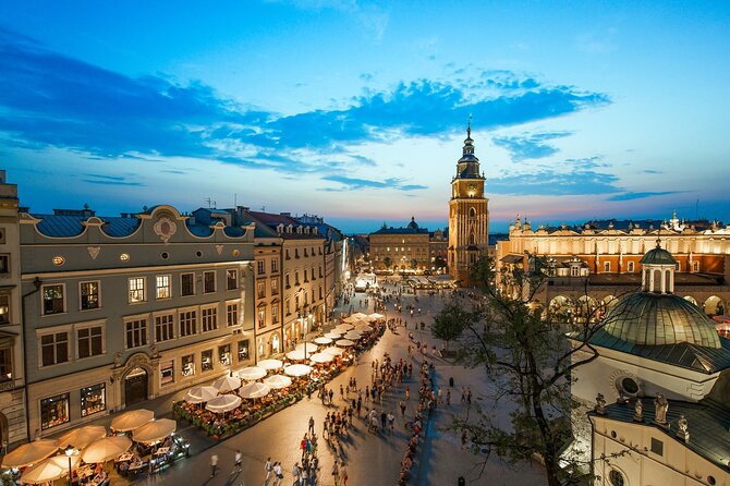 Katowice Airport Krakow Private Transfer, Private Driver Service - Meeting Chris or Tomek at arrivals