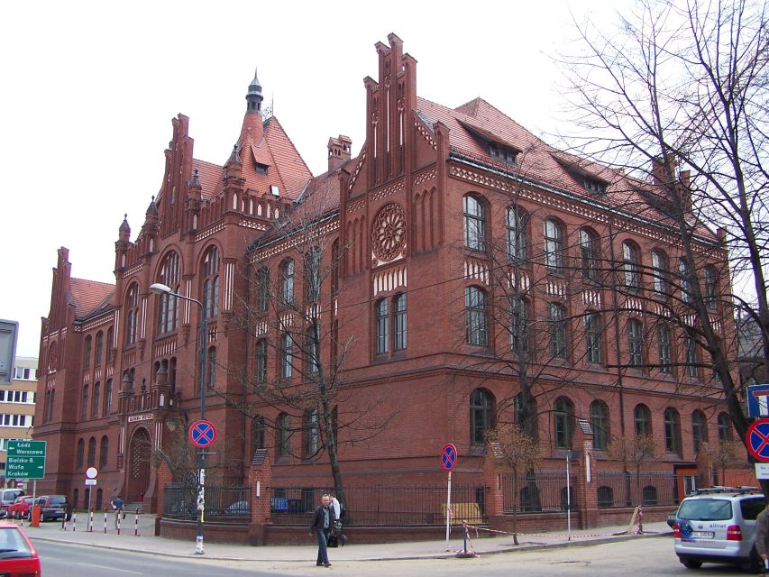 Katowice Old Town Highlights Private Walking Tour - Spodek and the Katowice Cultural Zone