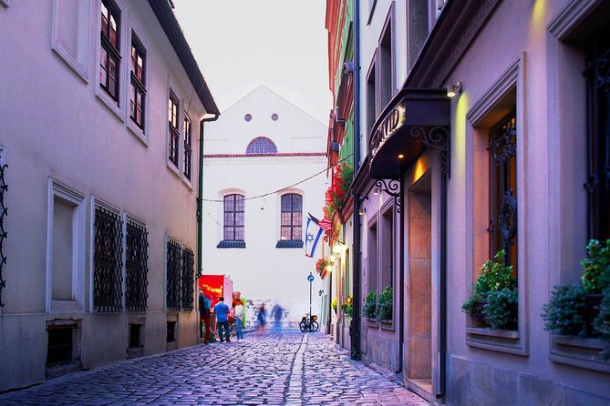 Kazimierz, Jewish Ghetto, Schindler's List story - Golf Cart Tour - What the $26.41 price really buys you