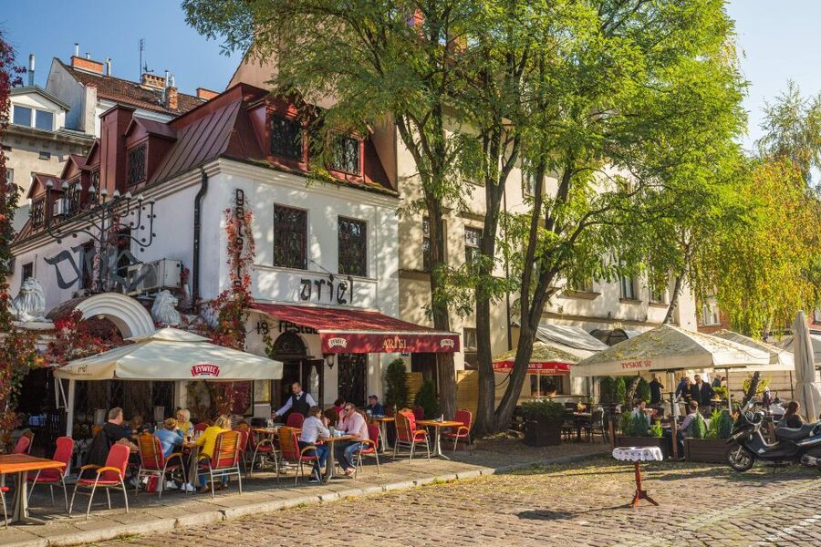 Kazimierz, Schindler's Factory & Ghetto Guided Tour - What you learn about Jewish life before the war