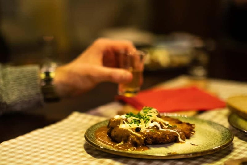 Krakow: 6-Course Full Polish Food Tour with Vodka Tasting - Zurek, pierogi, and the comfort of Polish soup