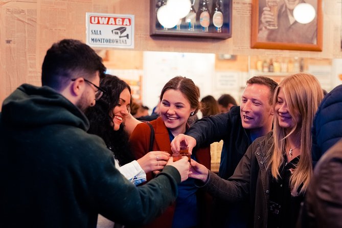 Krakow: 6-Course Full Polish Food & Vodka Tour - A Polish dinner that doubles as a walking tour