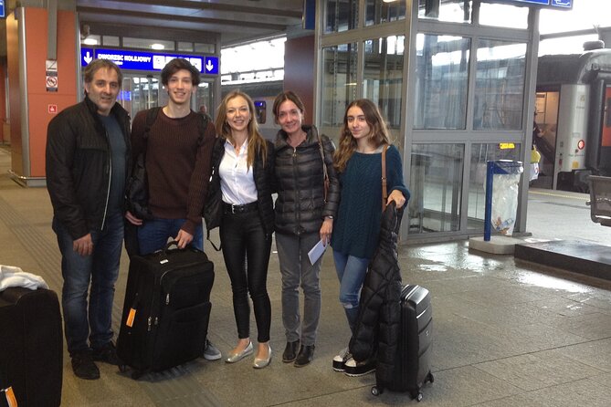 Krakow Airport-City Center and Back -private 2 ways transfer - The return journey to the airport