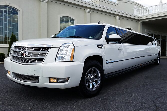 Krakow Airport (KRK) Premium Limo Transfer - The one-hour limousine ride into Krakow